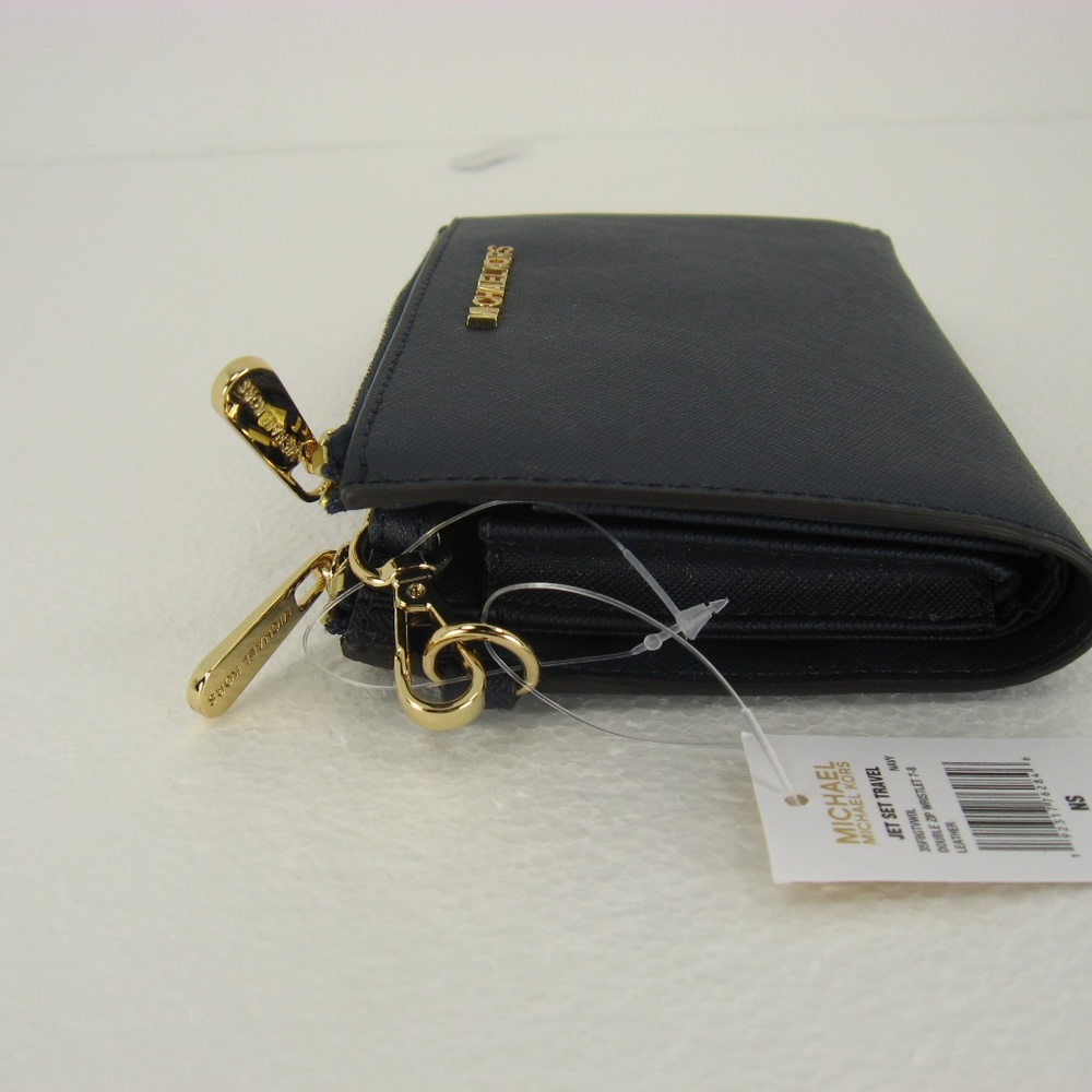 MICHAEL KORS JET SET DOUBLE ZIP WRISTLET WALLET - Picture 6 of 8